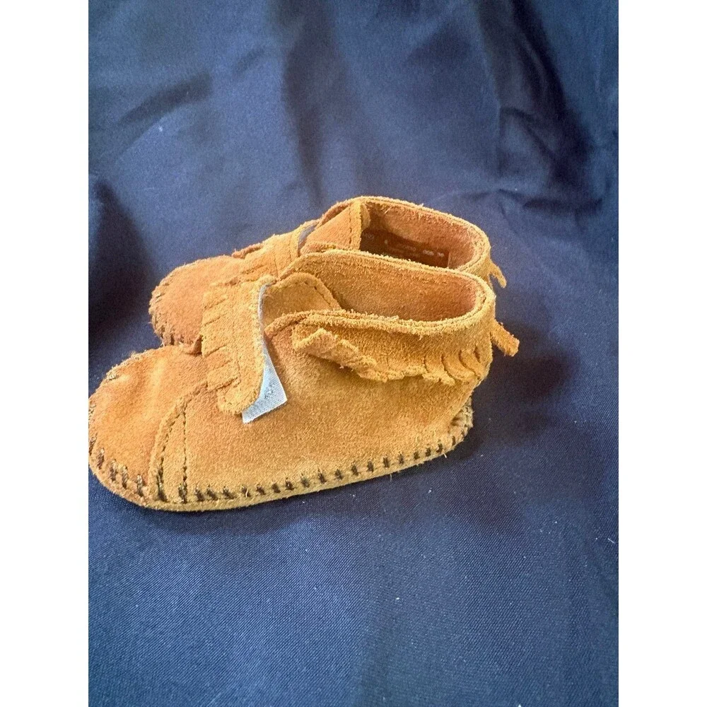 Minnetonka baby size 4 4t brown front strap moccasin shoes